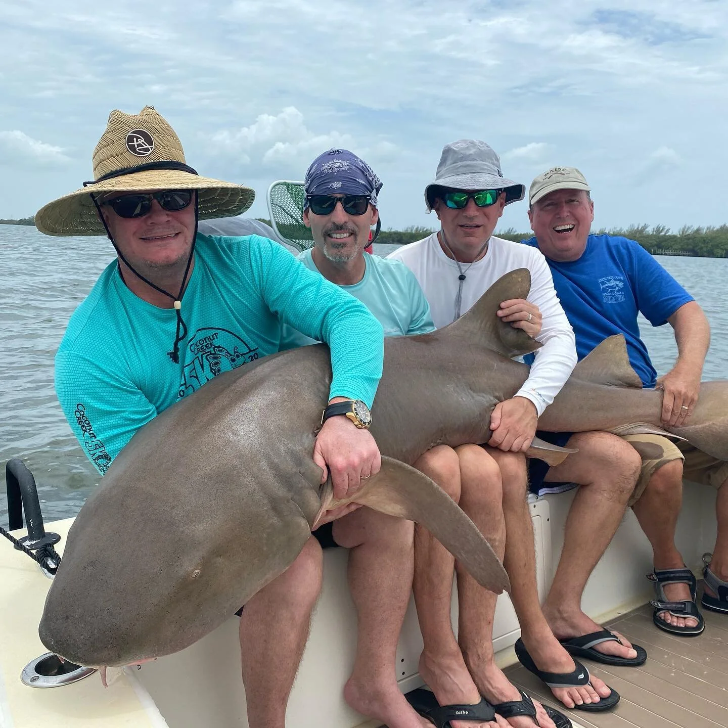 Did someone ask for a doctor? how about a nurse instead? #swflfishing #pineislandsound #sanibel #captiva #crowderrods #minnkotamotors #humminbirdfishing #yamahaoutboards #mycaptivafishingguide