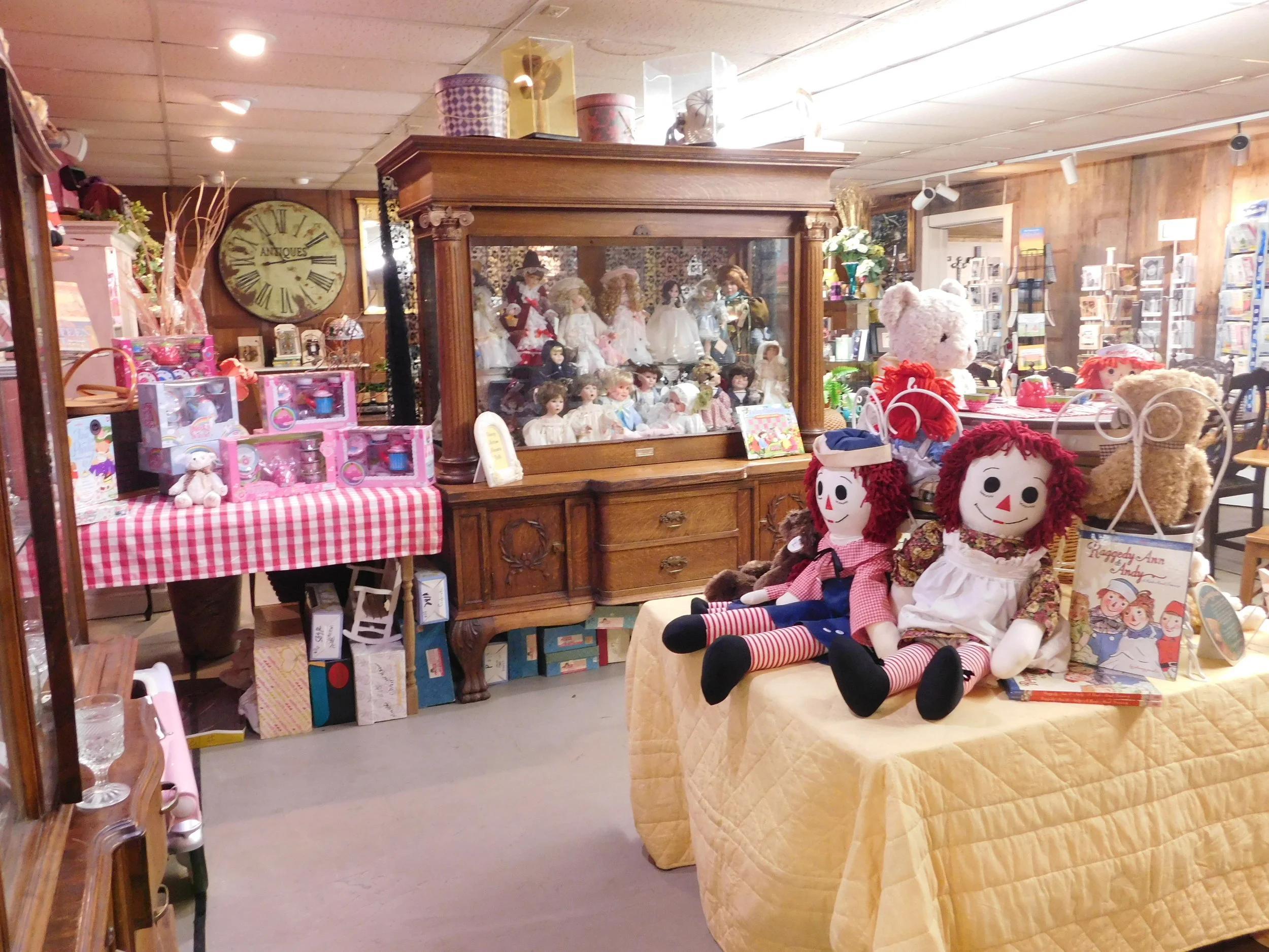 DHV Store inside 014.JPG