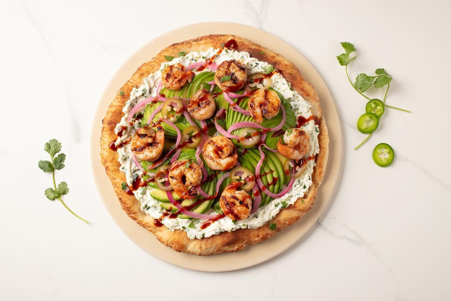 Winner, winner AVOCADO SHRIMP PIZZA DINNER! Had the pleasure of working with @ca_avocados and @modernluxury to create the visuals of the recipe winners for the California Avocado Commission contest. Swipe to see the other top recipes! #happynationala
