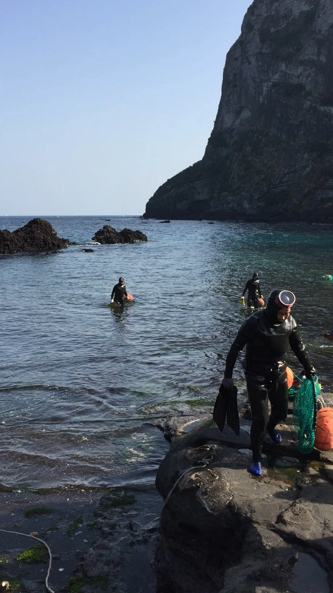 hy coming out of water.jpg