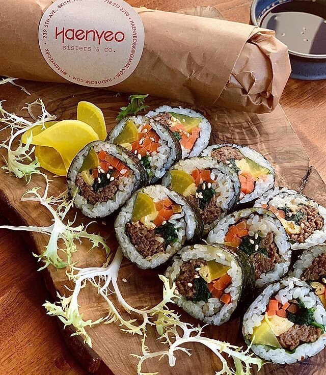 Our kimbop rolls are the perfect on the go meal, grab one (or a few for your friends and fam) and head on over to @prospect_park for a socially distanced picnic, Korean style.
Please see our link in bio for more take out offerings with cocktails, too