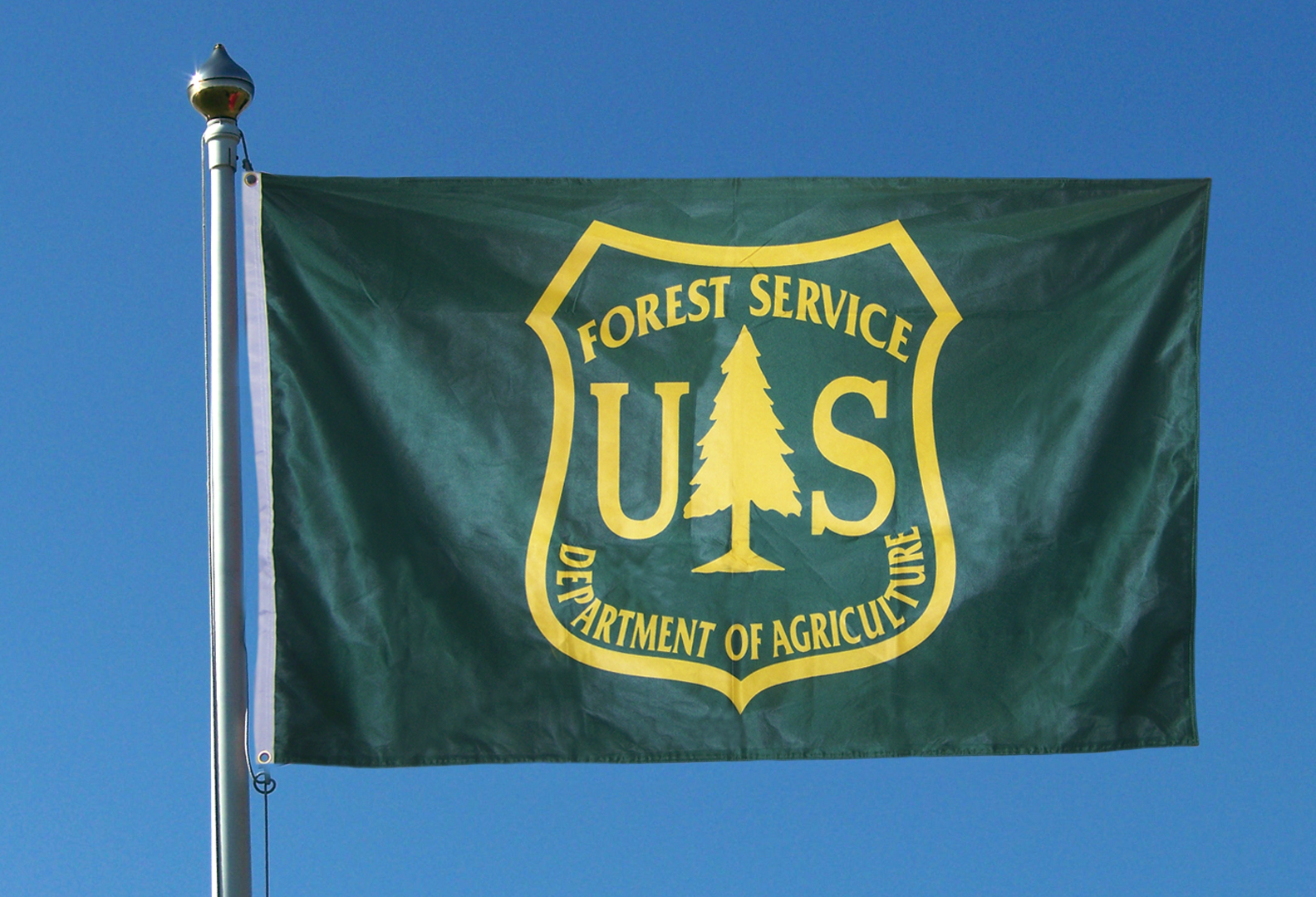Flags 3 oz Polyester