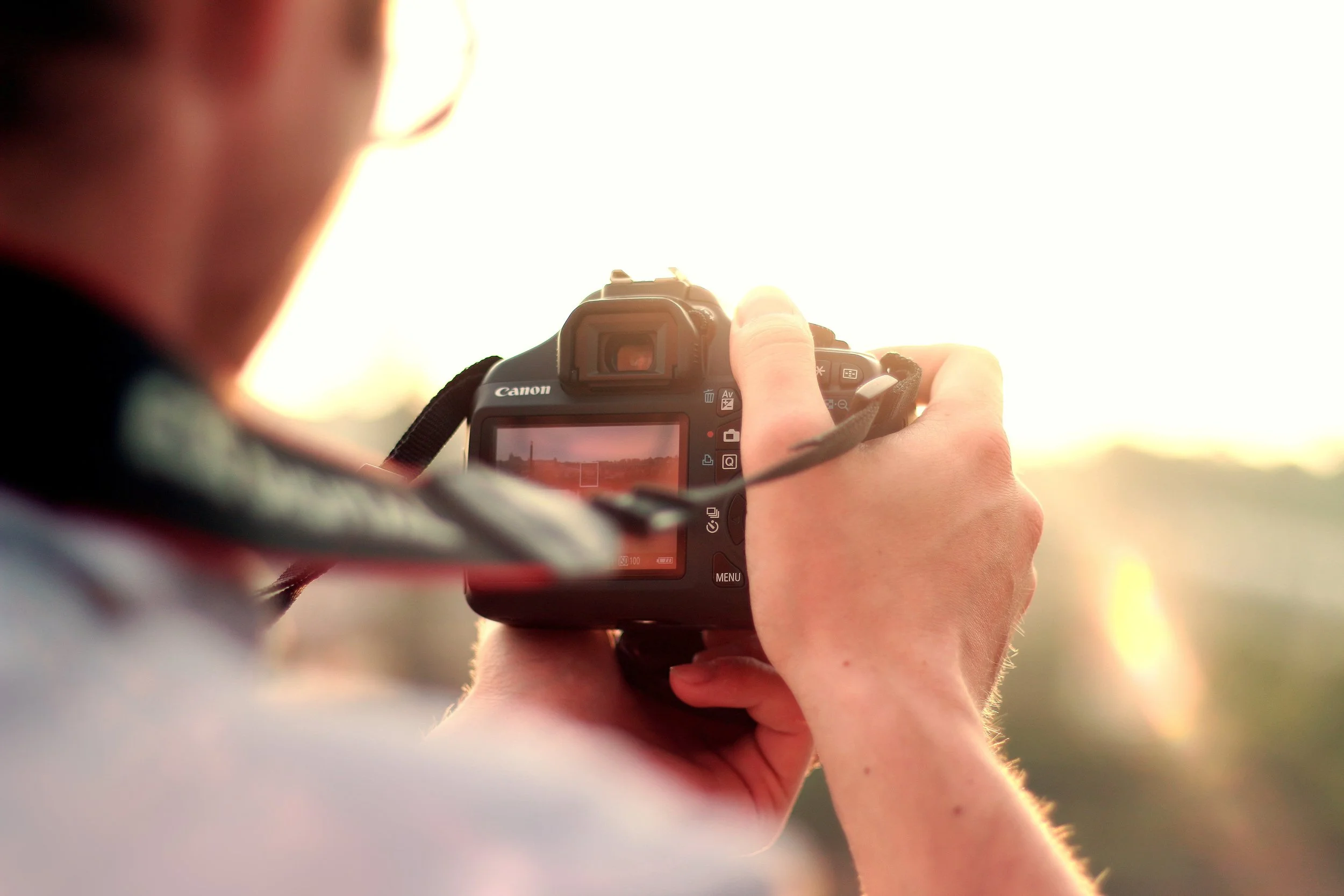 camera-canon-hobby-3600.jpg
