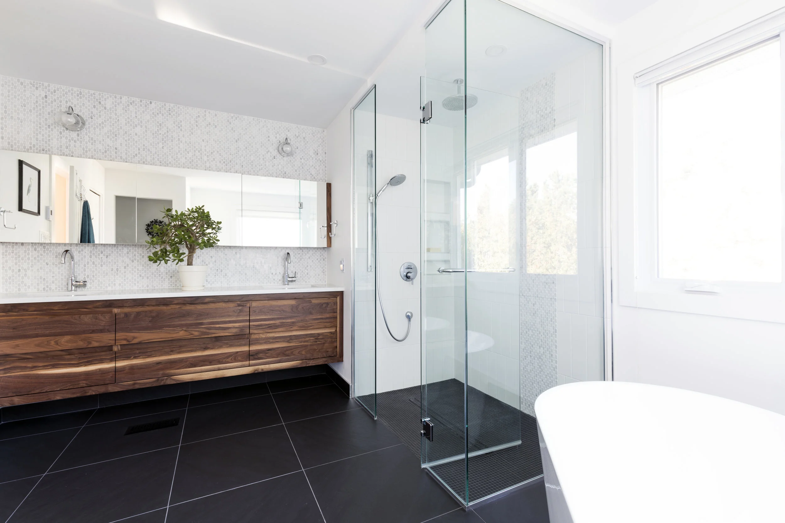 Keck Ensuite 3.jpg