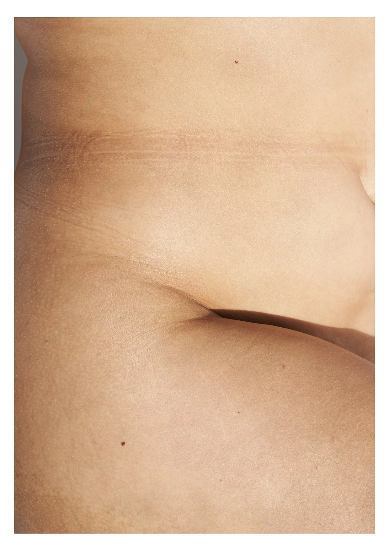 21x29,7cm_BODY_Jasmijn_foto007 1.jpg