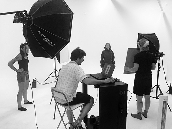 studio_photo_lyon_cyclorama_blackcrow_3.jpeg