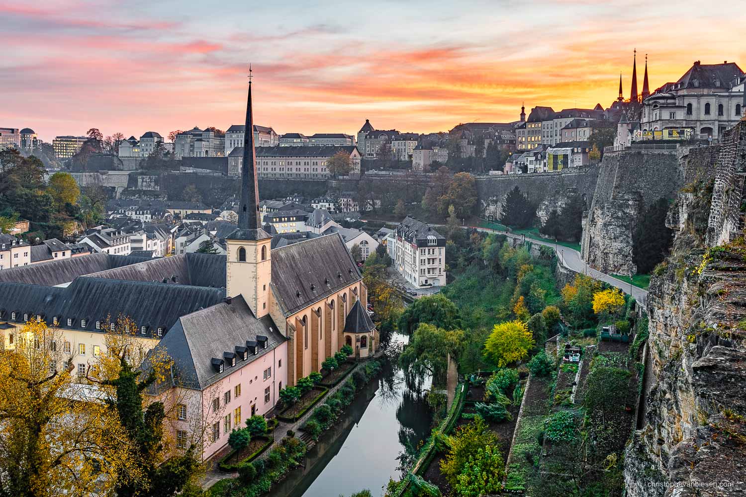 tours of luxembourg