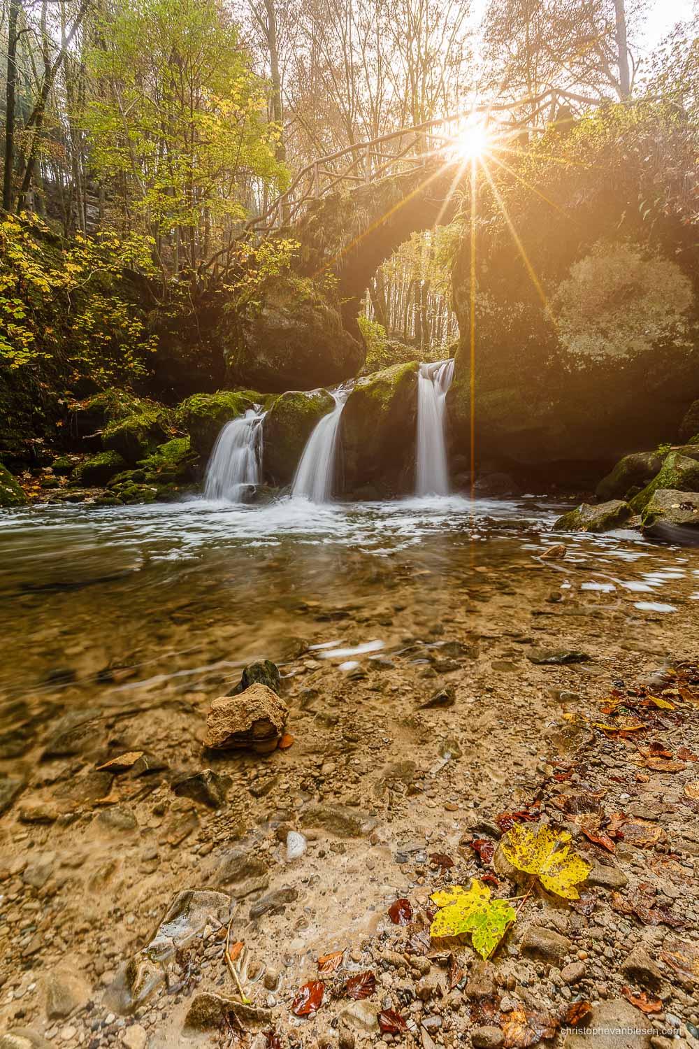 Visit the Mullerthal - Luxembourg - The Schiessentumpel on the Mullerthal trail in Luxembourg during Autumn - Schiessentumpel in Autumn