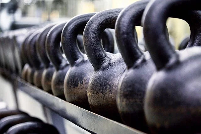 Swing by for our Advanced Kettlebell class today at 12:30pm with @thiagocarneirinho

Never worked with a Kettlebell before? Try our Kettlebell Foundations class either Tuesday 6:30pm or Saturday 10:15am
⠀⠀
For more information contact info@driveclubs