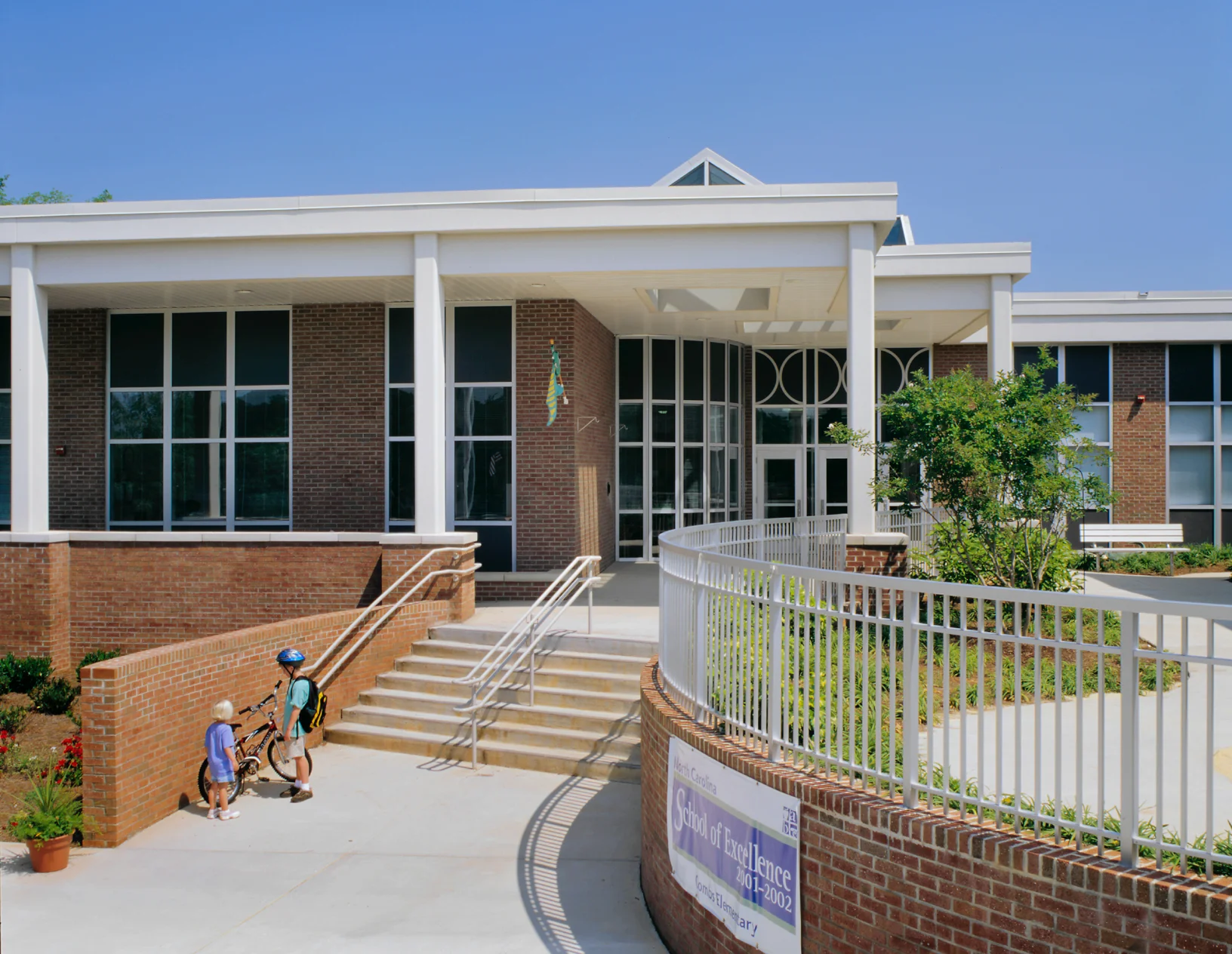 Combs Elementary School