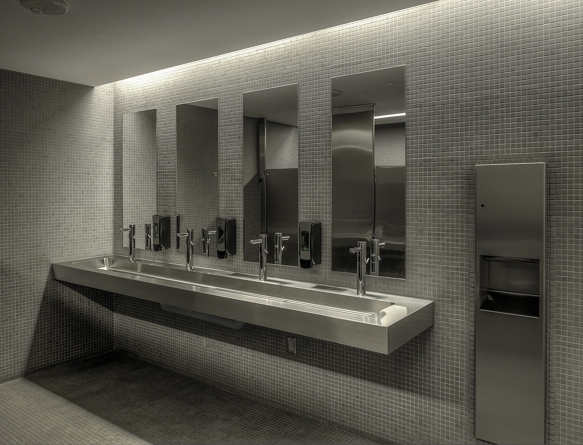 BWF_2921_5_7_tonemapped-web.jpg