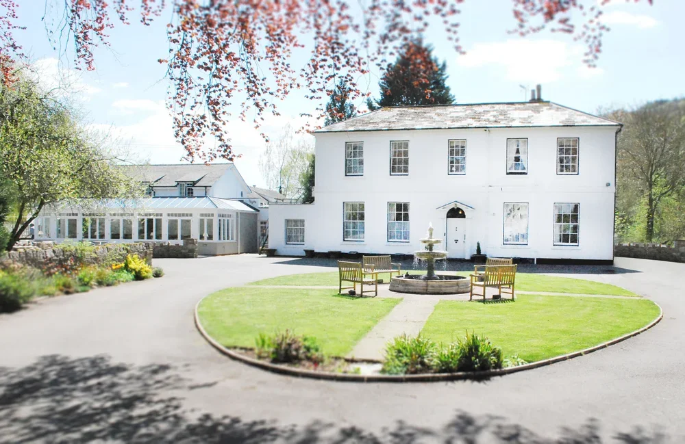 Care Homes Gloucester, Cheltenham &amp; Stroud: Why Gloucestershire Families Choose Us