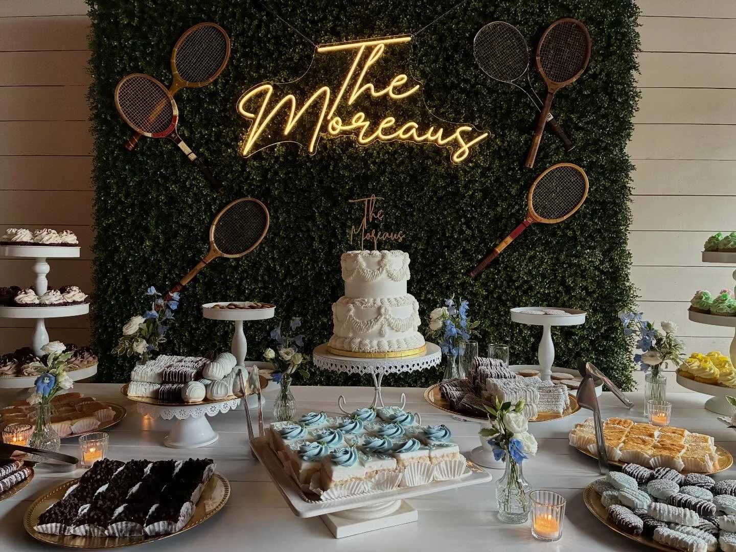 The &ldquo;Perfect Match&rdquo; at Summerour for Mr. &amp; Mrs. Moreau! 

Venue @summerourstudio 
Florist @blosmdesign 
Seating Chart @paperdaisiesstationery 
Photographer @ameliaskyecinema 
Dessert and Cake @thebakinggrounds 

#perfectmatch #love #w