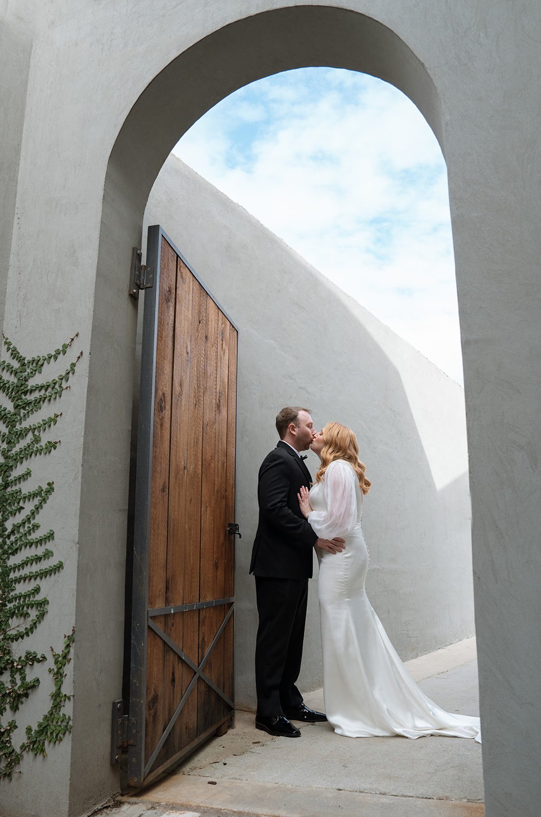 A Cozy and Joyful Start to 2025: Emily and Hayden’s Winter Wedding at Bishop Station