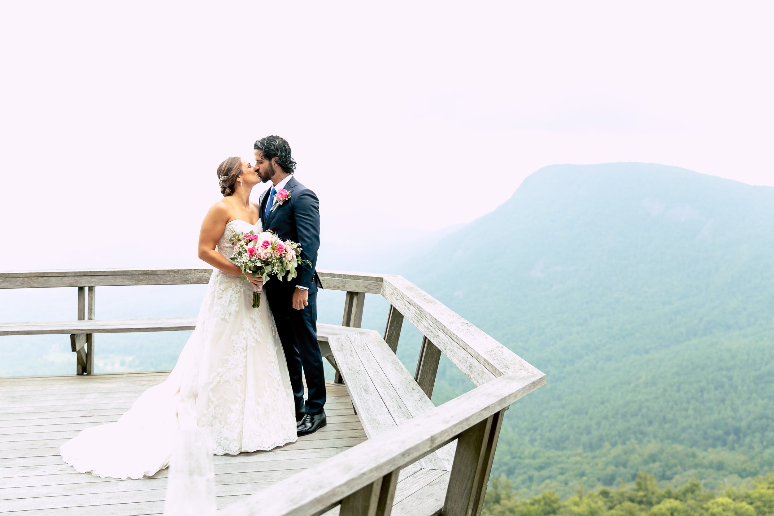 Shannon and Andrew’s Wildcat Cliffs Country Club Destination Wedding in Highlands, North Carolina