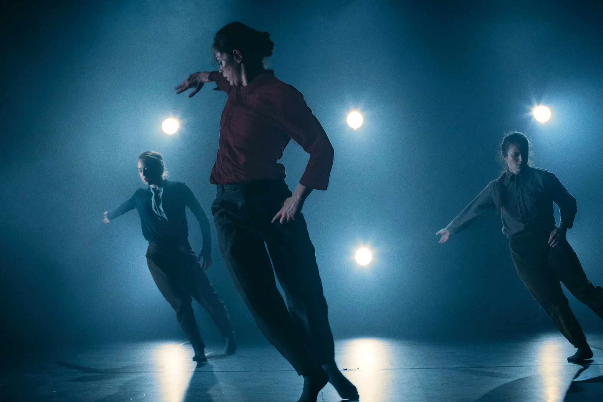 Image of Terra by James Finnemore - dance photography, fotografia de escena, fotografo de danza, dance photographer, stage photography