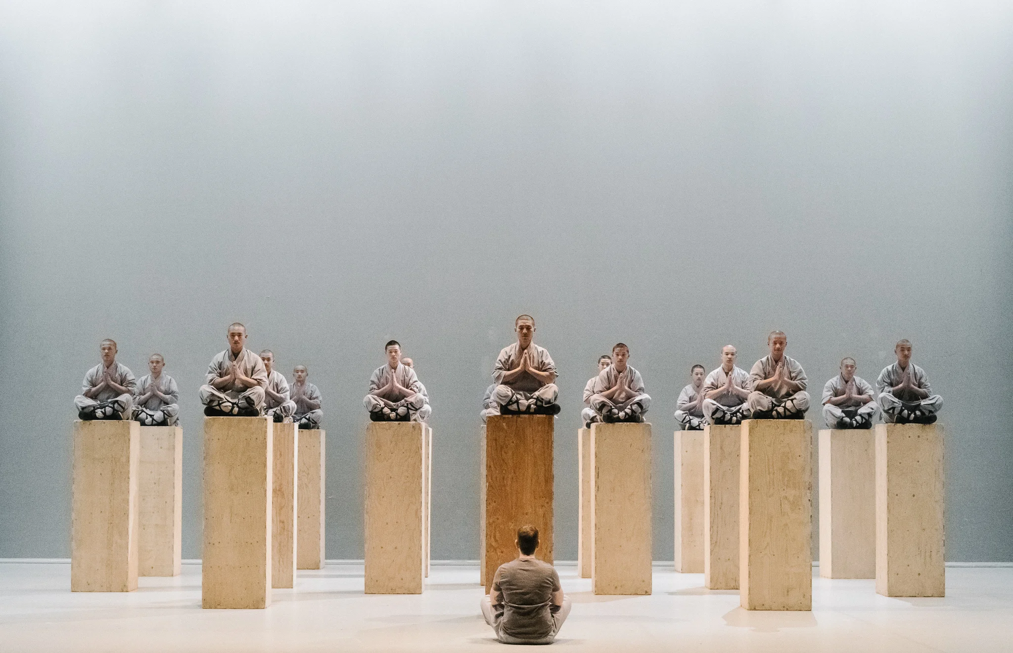 Image of Sidi Larbi Cherkaoui SUTRA dance photography, fotografia de escena, fotografo de danza, dance photographer, stage photography