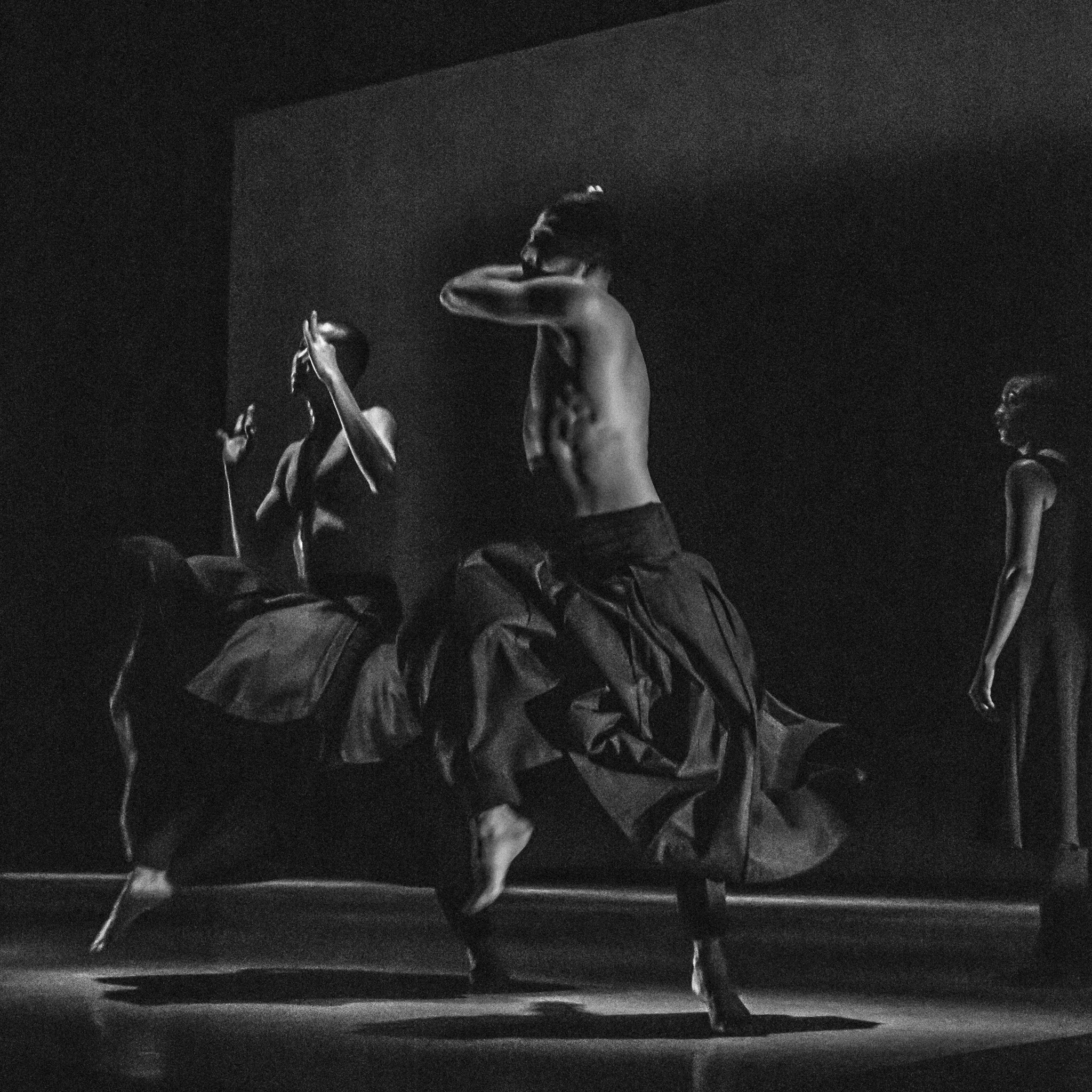 Image of Akram Khaan Kaash dance photography, fotografia de escena, fotografo de danza, dance photographer, stage photography