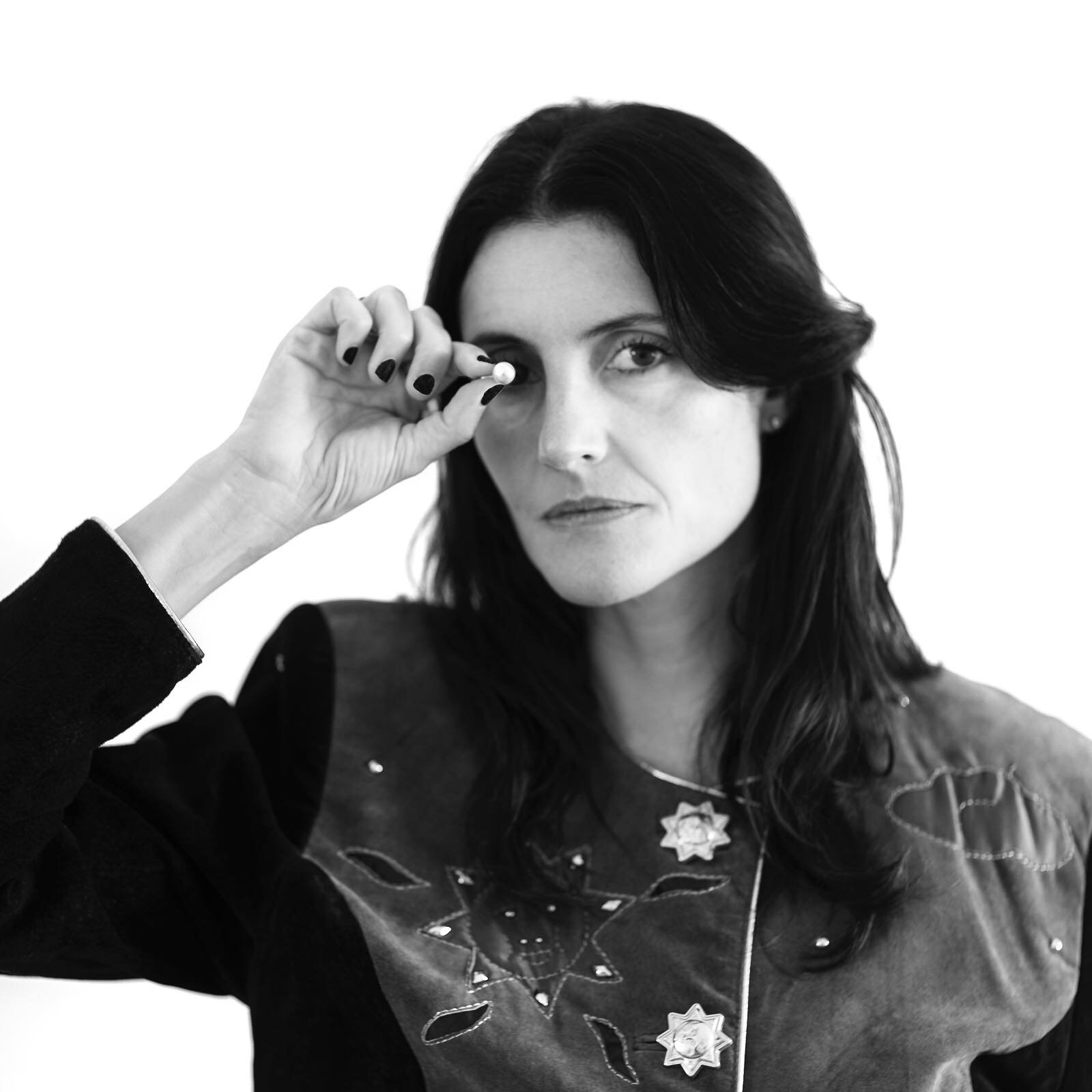 Lucila para @perola_edicoes
