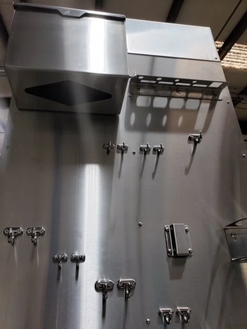 Container and tool mounts.jpeg