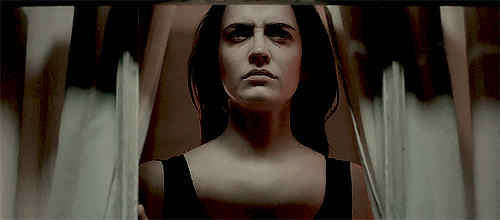 vanessa-ives.gif