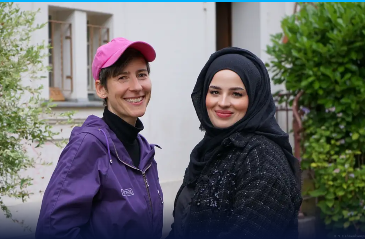 Was ist schön? – Ein Beauty-Salon überwindet Grenzen von Nele Dehnenkamp, für die Deutsche Welle / Die Reporter produziert und ebendort als auch auf phoenix von ARD und ZDF lief. 11 / 2023