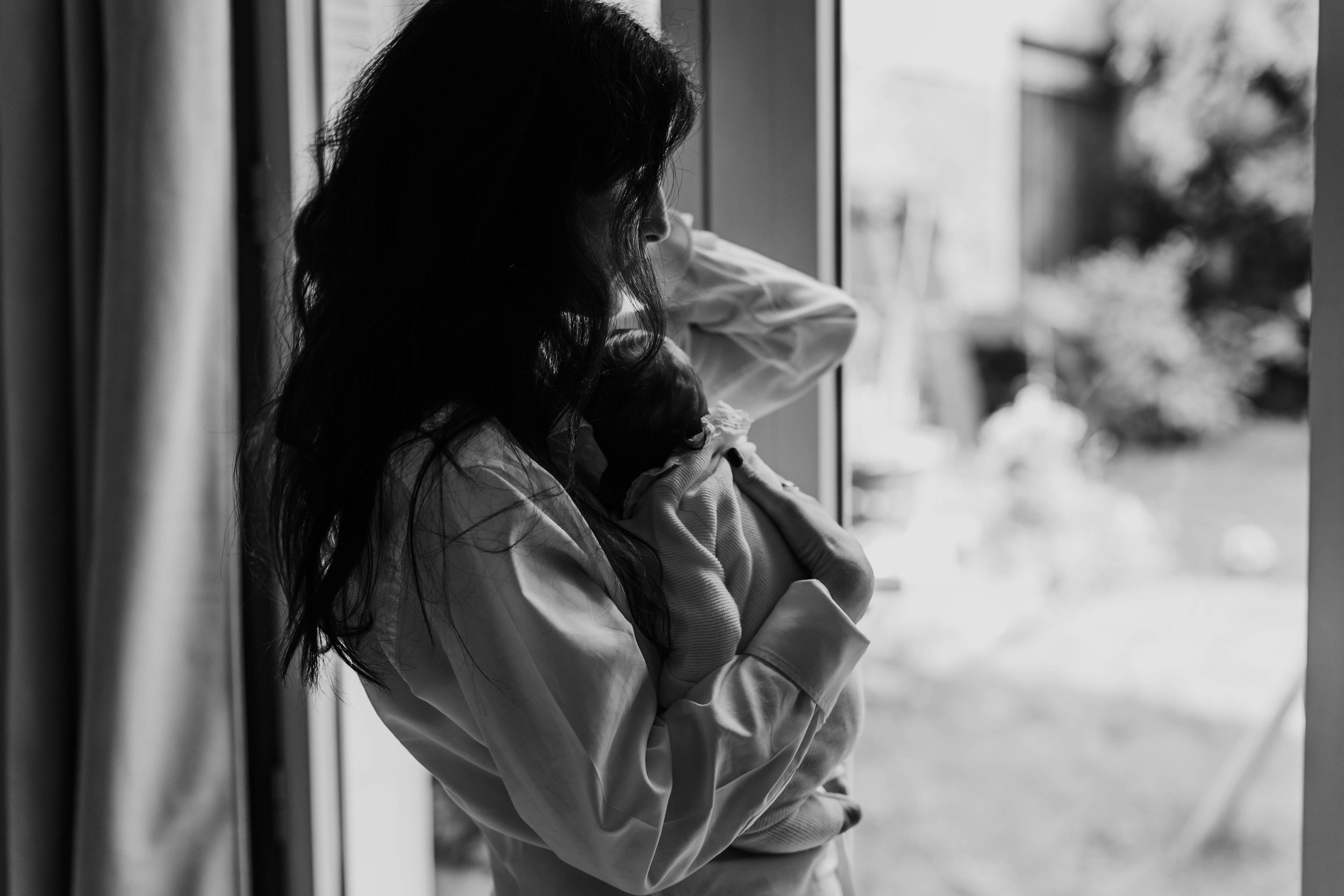Levallois Perret Photographe grossesse naissance Helene Djebiri