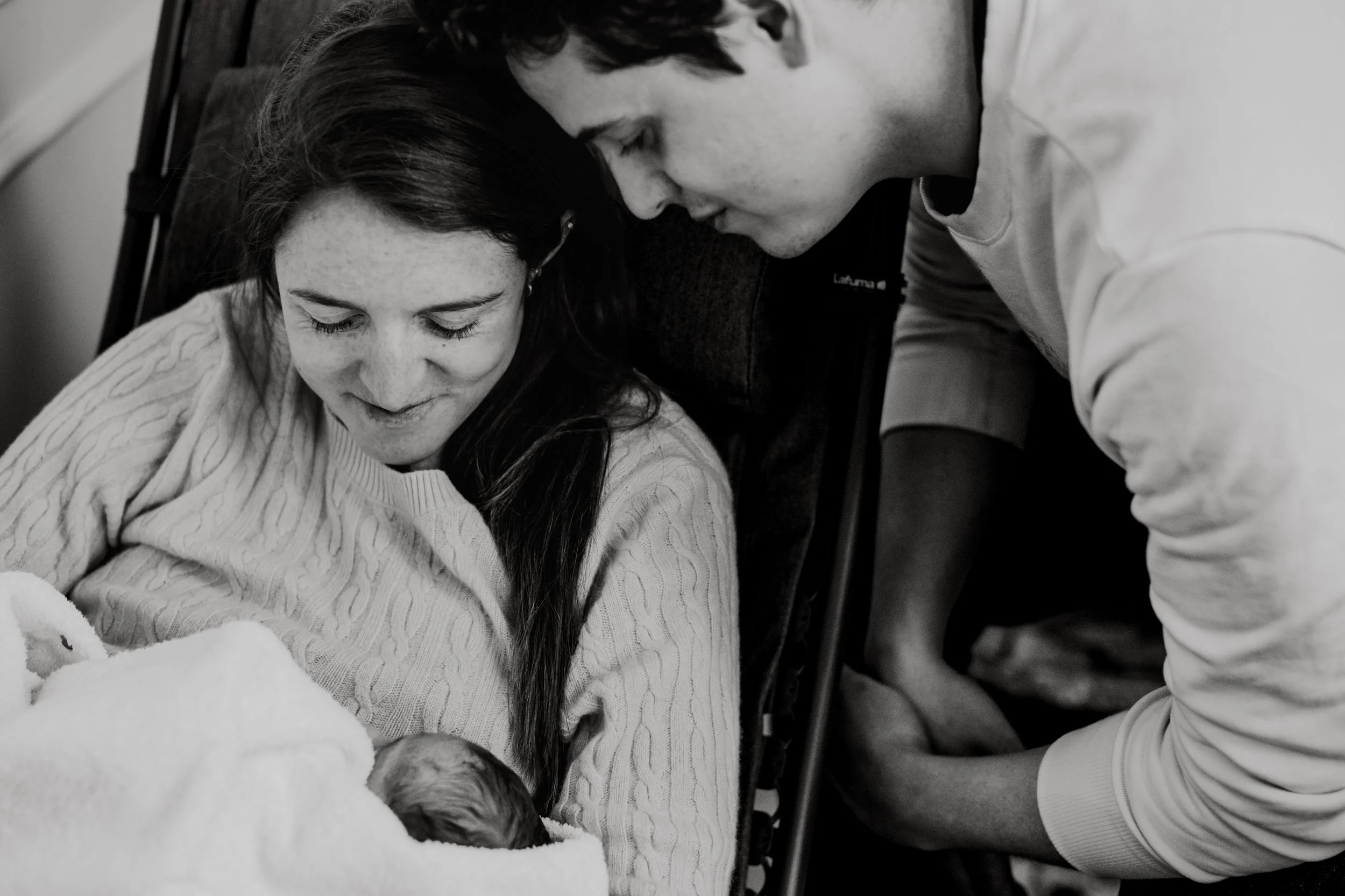 Paris Neuilly Photographe Thérapeutique bain BéBé Helene Djebiri