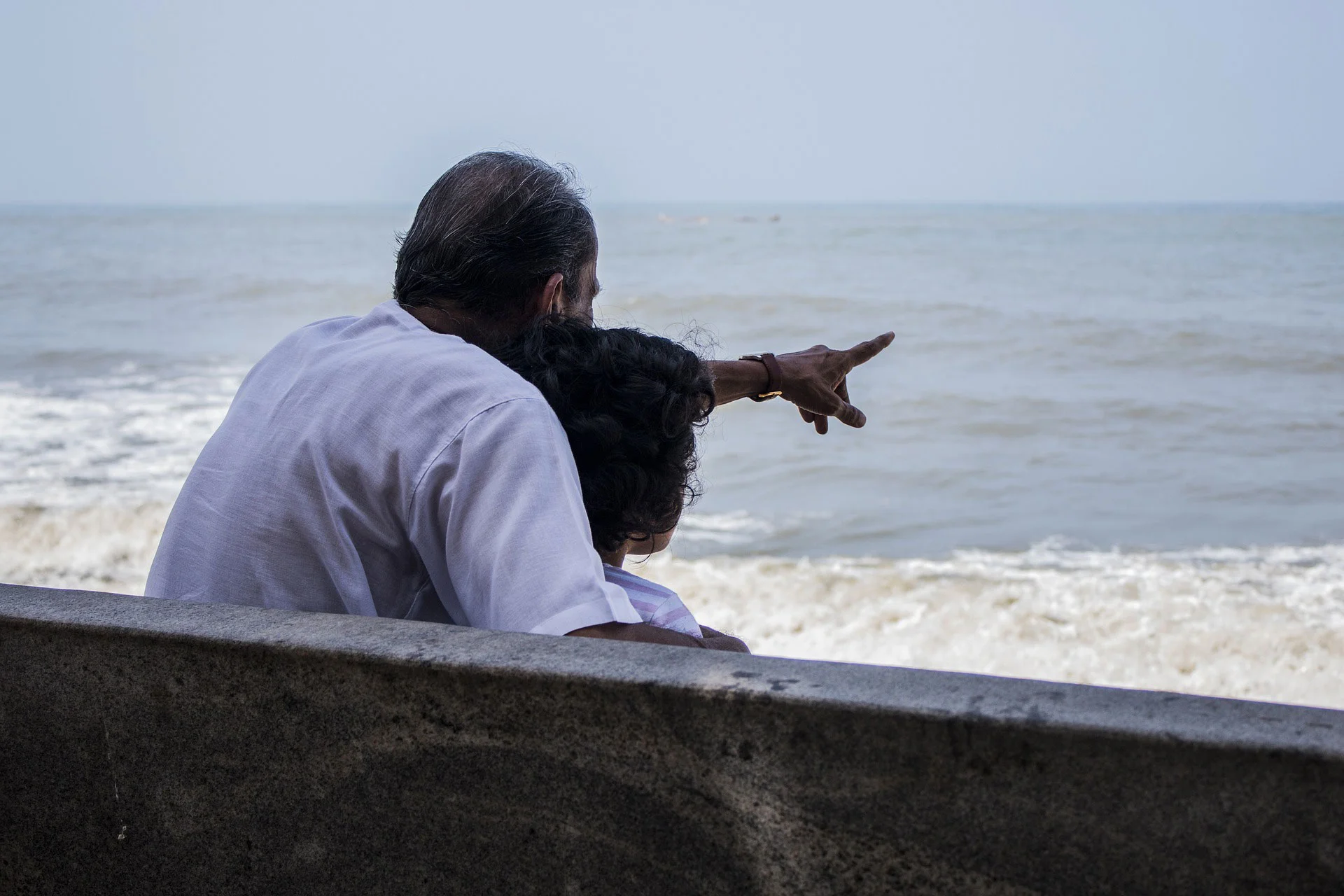 grandfather-and-child-at-beach.jpg