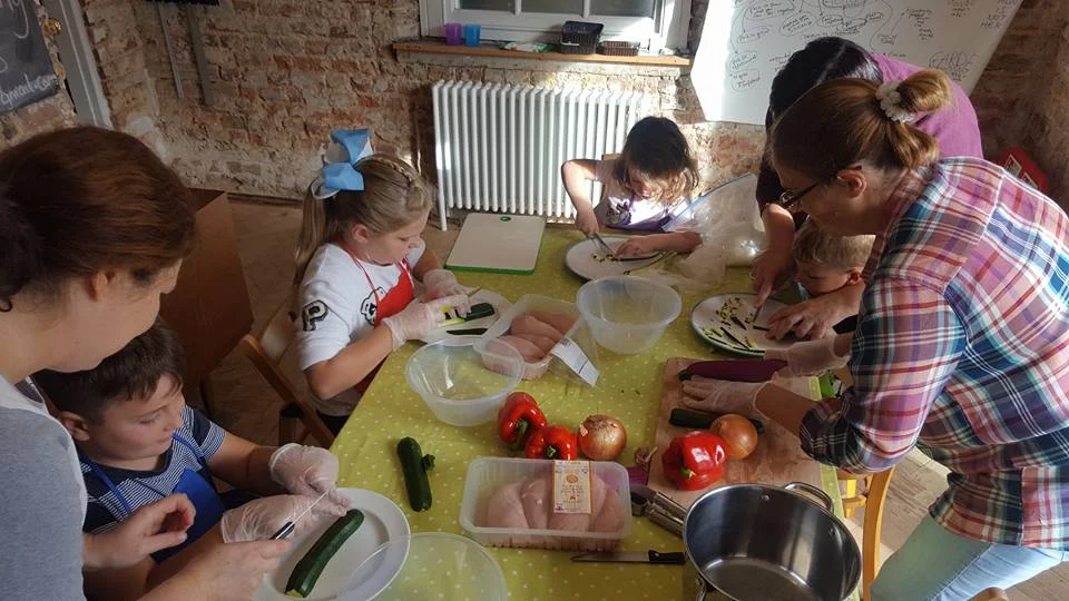 Chicken and pasta dish being made at the Healthy Families Programme.