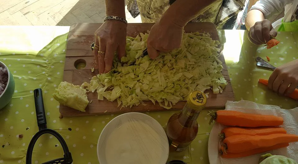 Food preparation at The White house Healthy Families Programme.