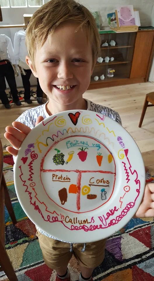 Plate decorating at The Healthy Families Programme.