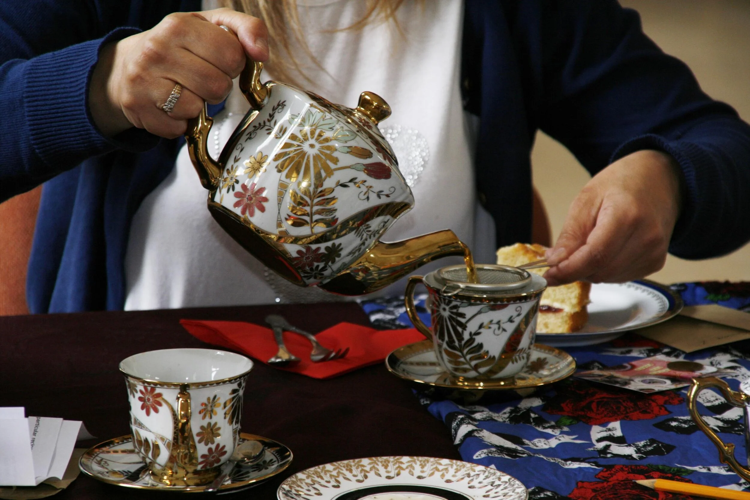 Create a new 'Becon-tea': Workhop 1, with artist Sadia Ur-Rehman