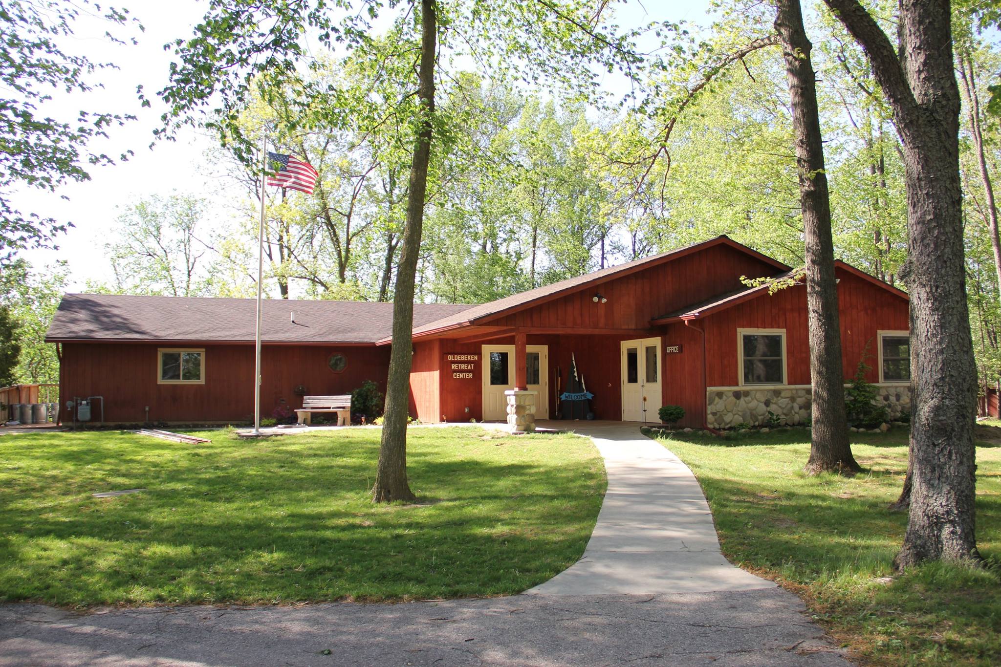Oldebeken Retreat Center is the hub of all activities at SON-Life, featuring meeting space, back deck, bathrooms & showers, game room, and our camp offices.