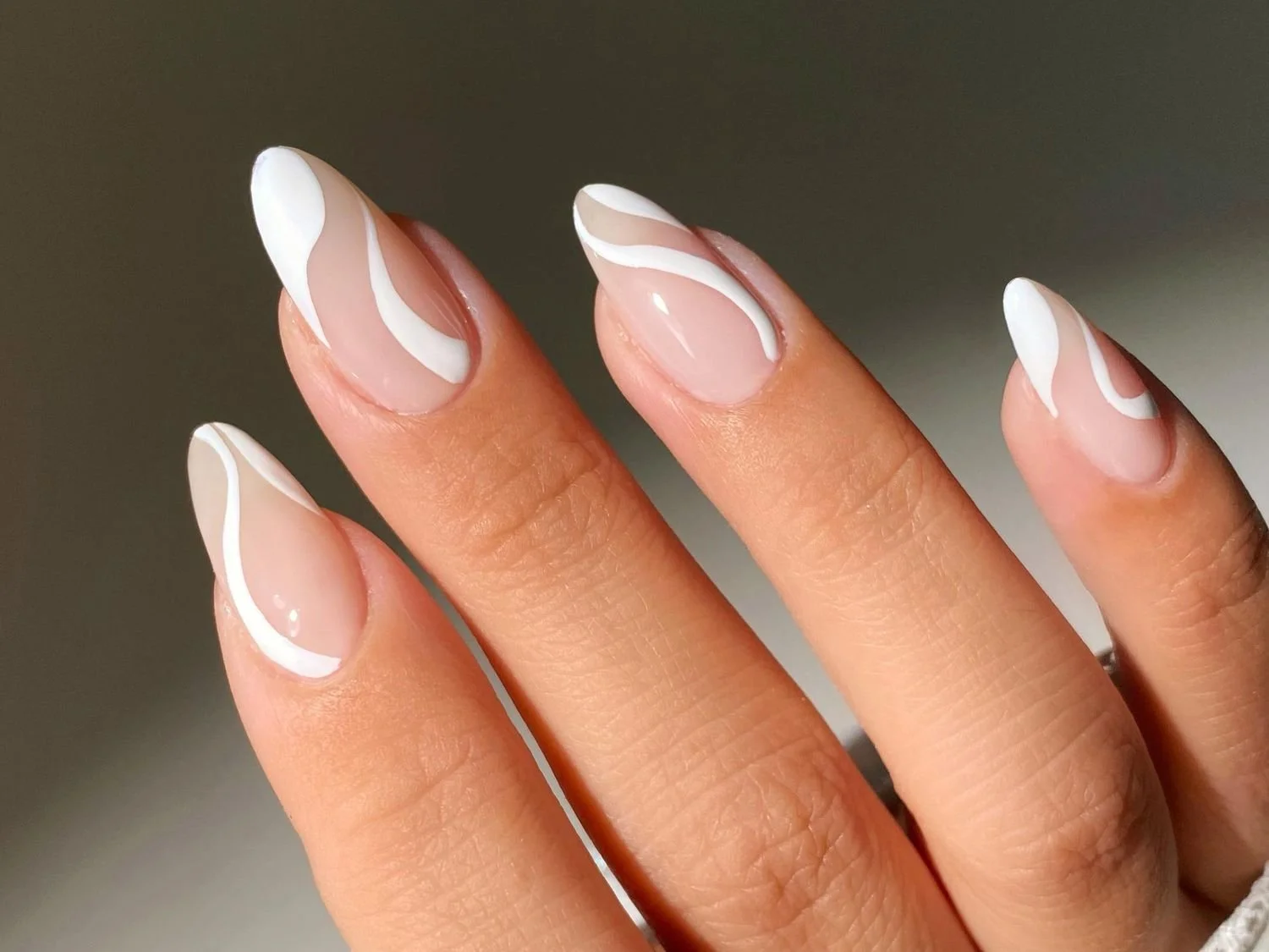 Manicure Le salon Paris.jpg
