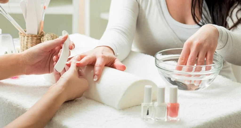 Manicure gel extention Sunny Isles.jpg