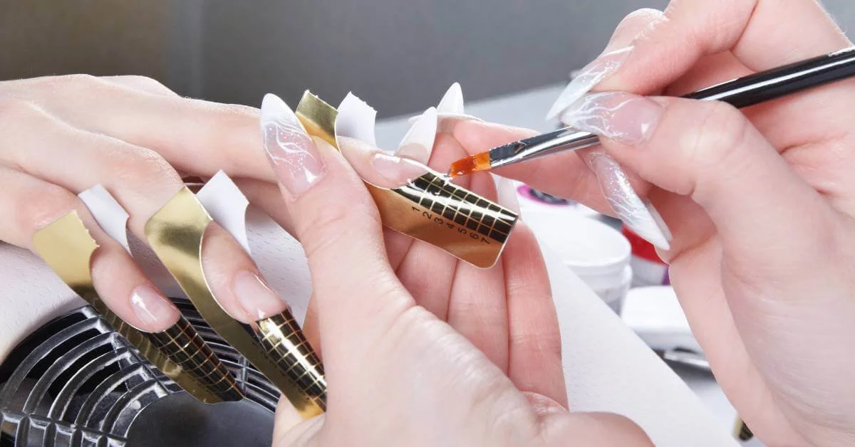 Extention nails Le salon Paris.jpg