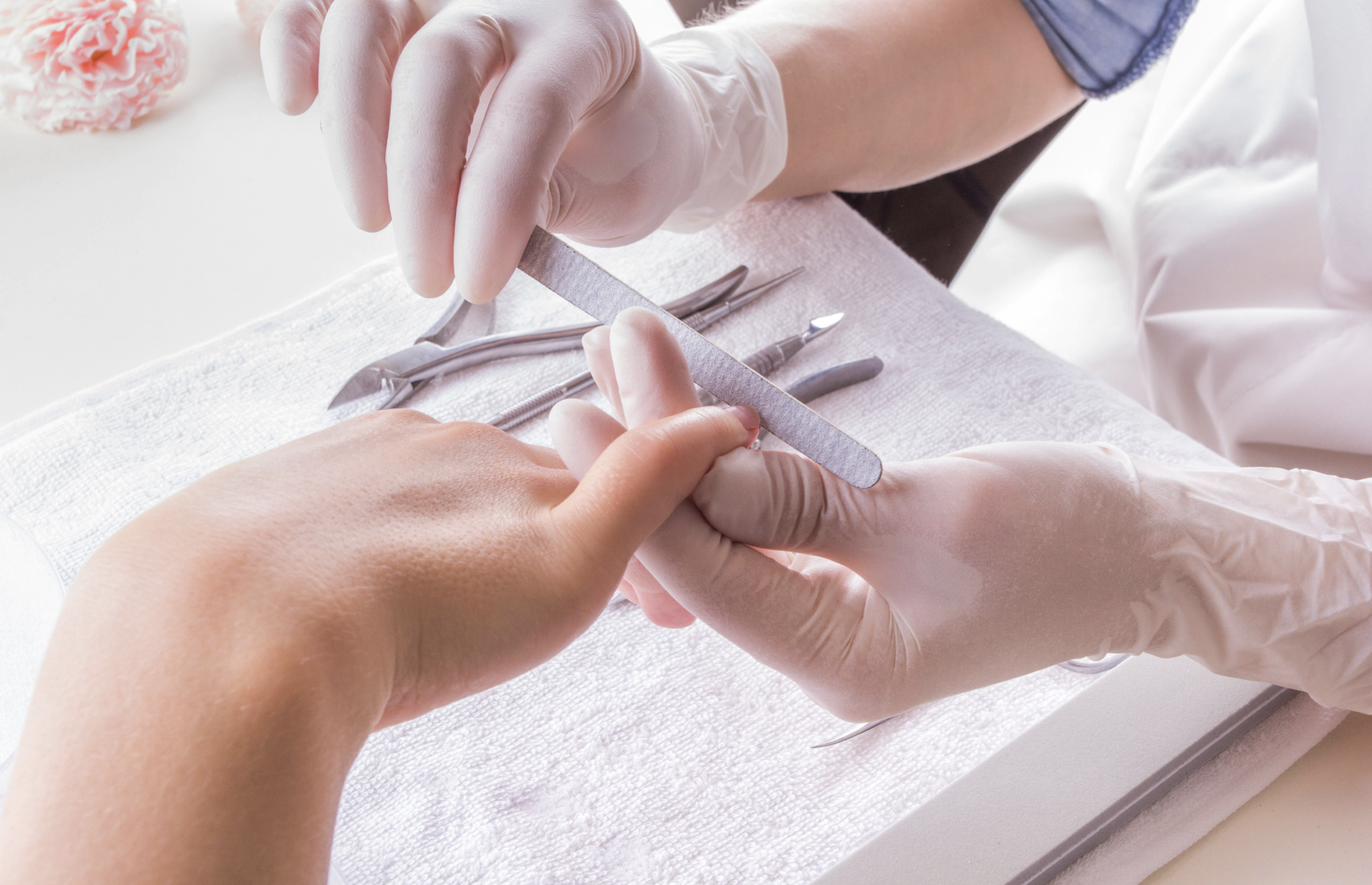 Russian Nails manicure.png