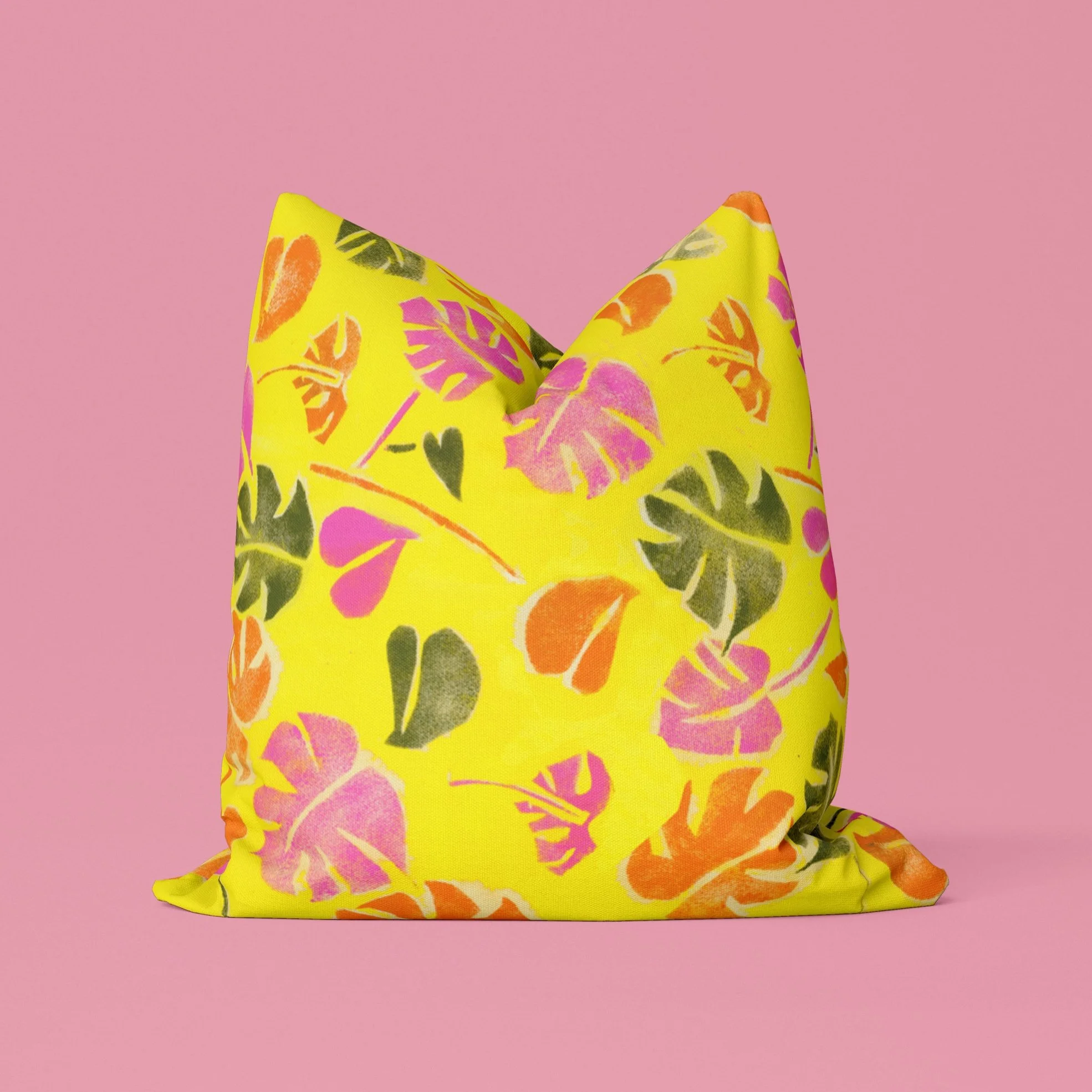 017_monstera_01_pillow02.jpg