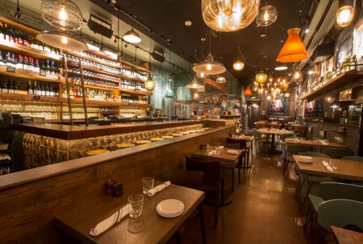 Lettuce Entertain You Opens its First Wine Bar Tonight in River North