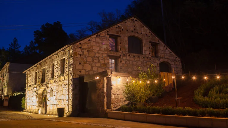 Killer Boo-quet: 10 American Wineries With Haunted Histories