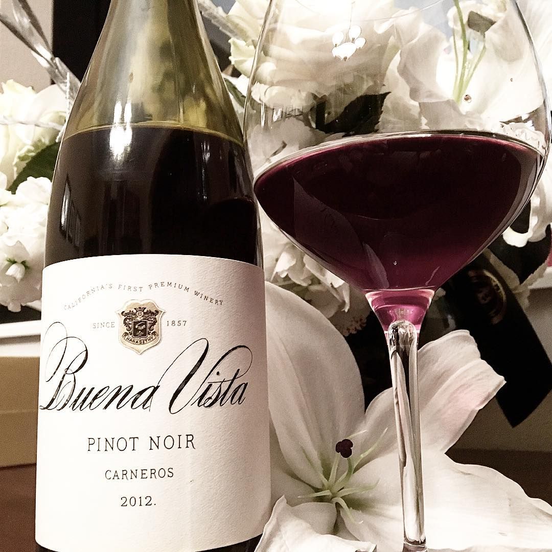8 California Pinots for the Holiday Table