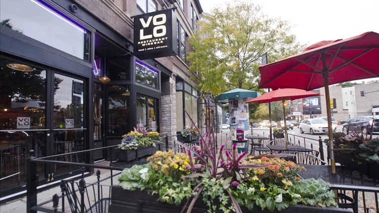 It’s National Drink Wine Day. Here Are 5 Chicago Wine Bars To Check Out