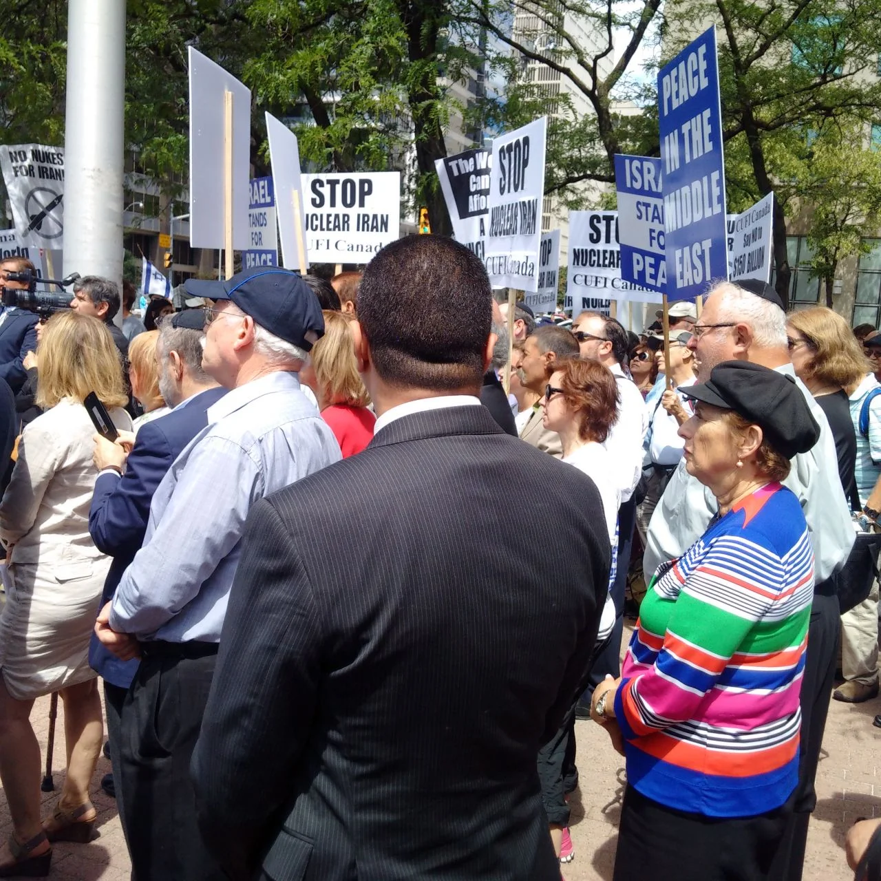 U.S. Congress must act for human rights; halt Iranian agreement