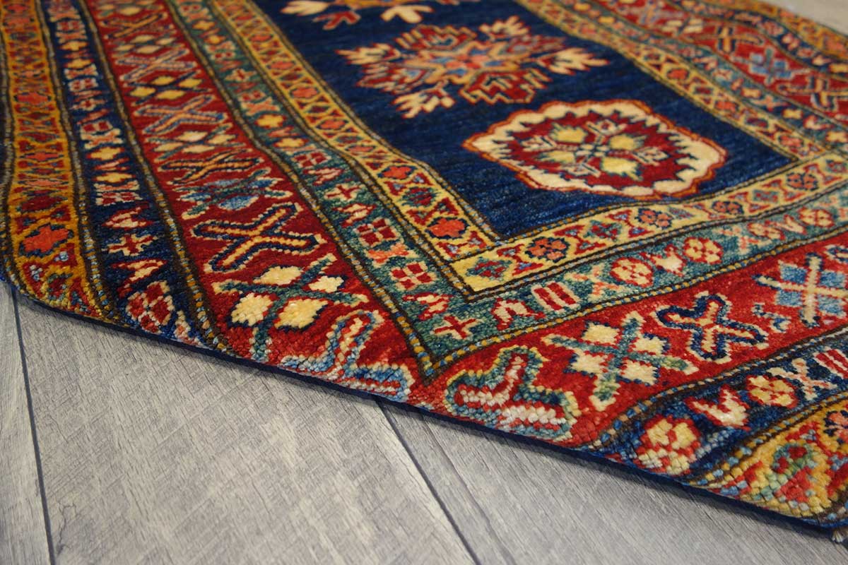 Kazak_81.1055_corner.jpg
