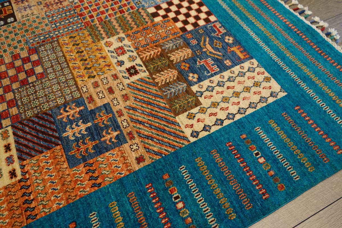afghani00.1574_close.jpg
