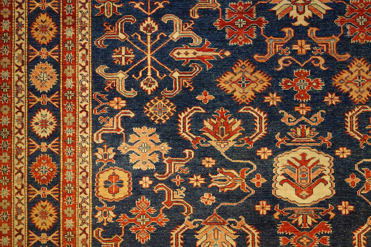 Kazak_00.1571_close.jpg