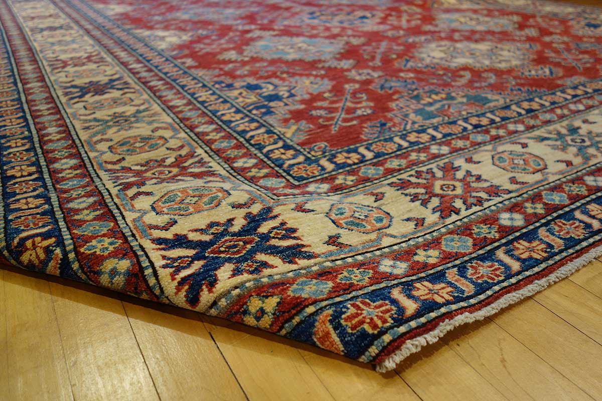 Kazak_00.1322_corner.jpg