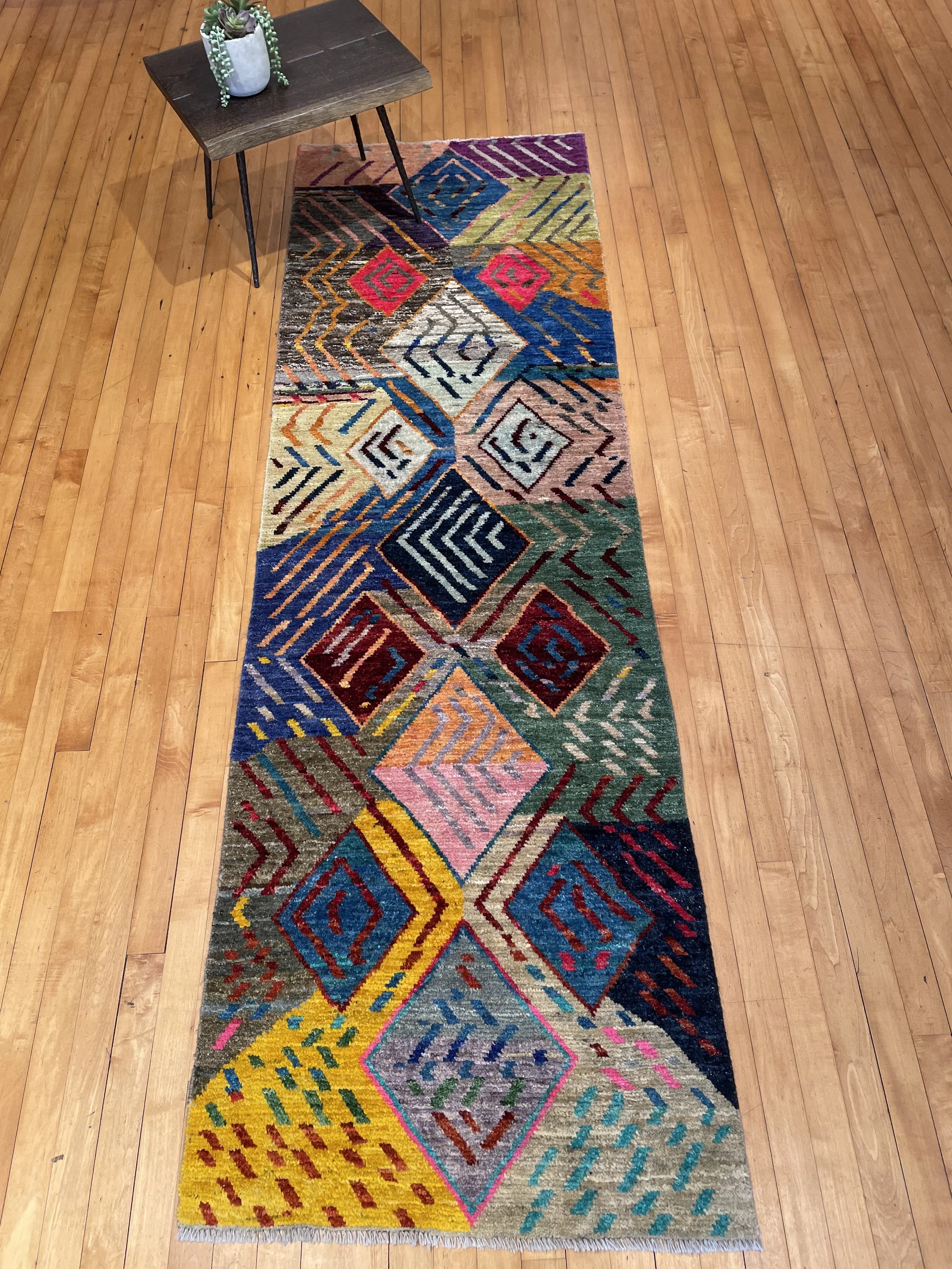 Modern Luri - 2.5 x 8 - $1100