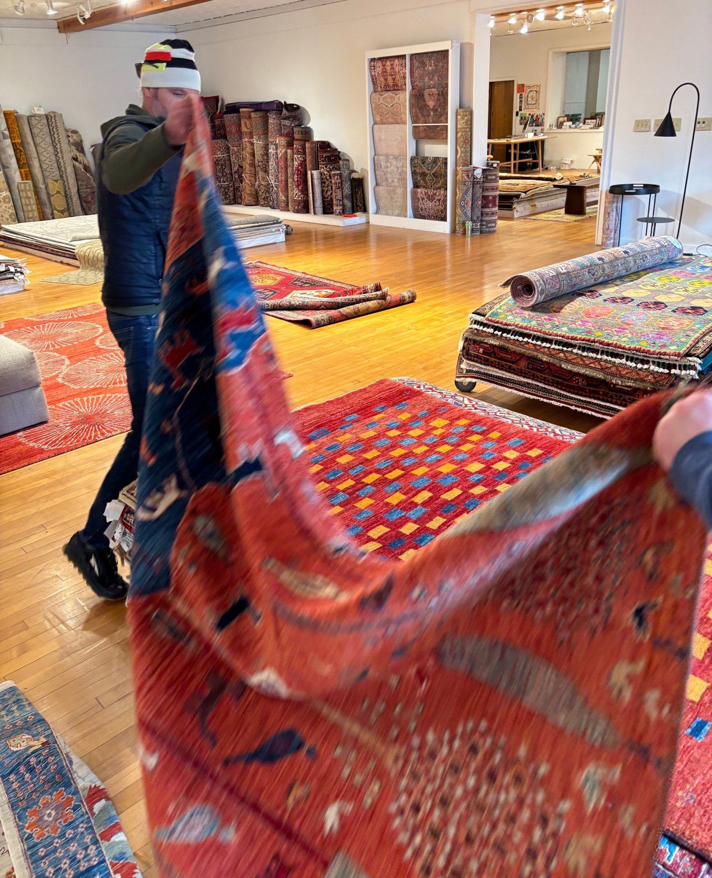 Always Fun Flipping 🤪⁠
these &quot;modern&quot; looking tribal rugs. ⁠
⁠
Visit us in our State College showroom.⁠ ⁠ ⁠
⁠
#shoplocal⁠ #shopsmall #naturalfurniture⁠ ⁠#scandinaviandesign⁠  #nordicliving⁠ #hyggehome #boalsburgpa #boalsburg #centrecountyp